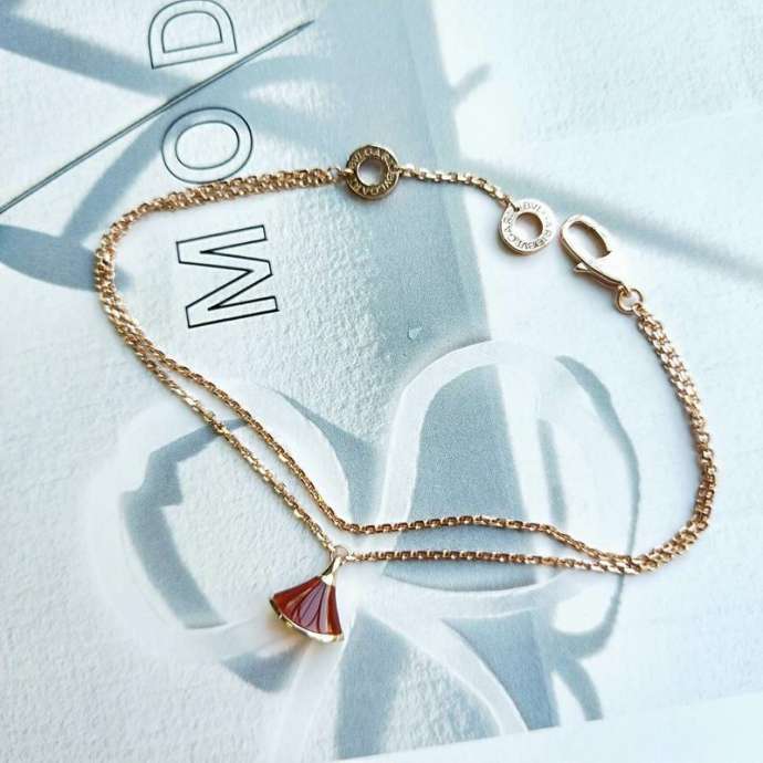 Picture of Bvlgari Bracelet _SKUBvlgariBracelet06cly75736